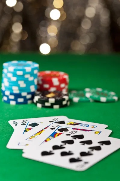 Free spin bonus round in Jewels of Prosperity
